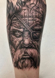 Tatoueur réaliste  Cannes