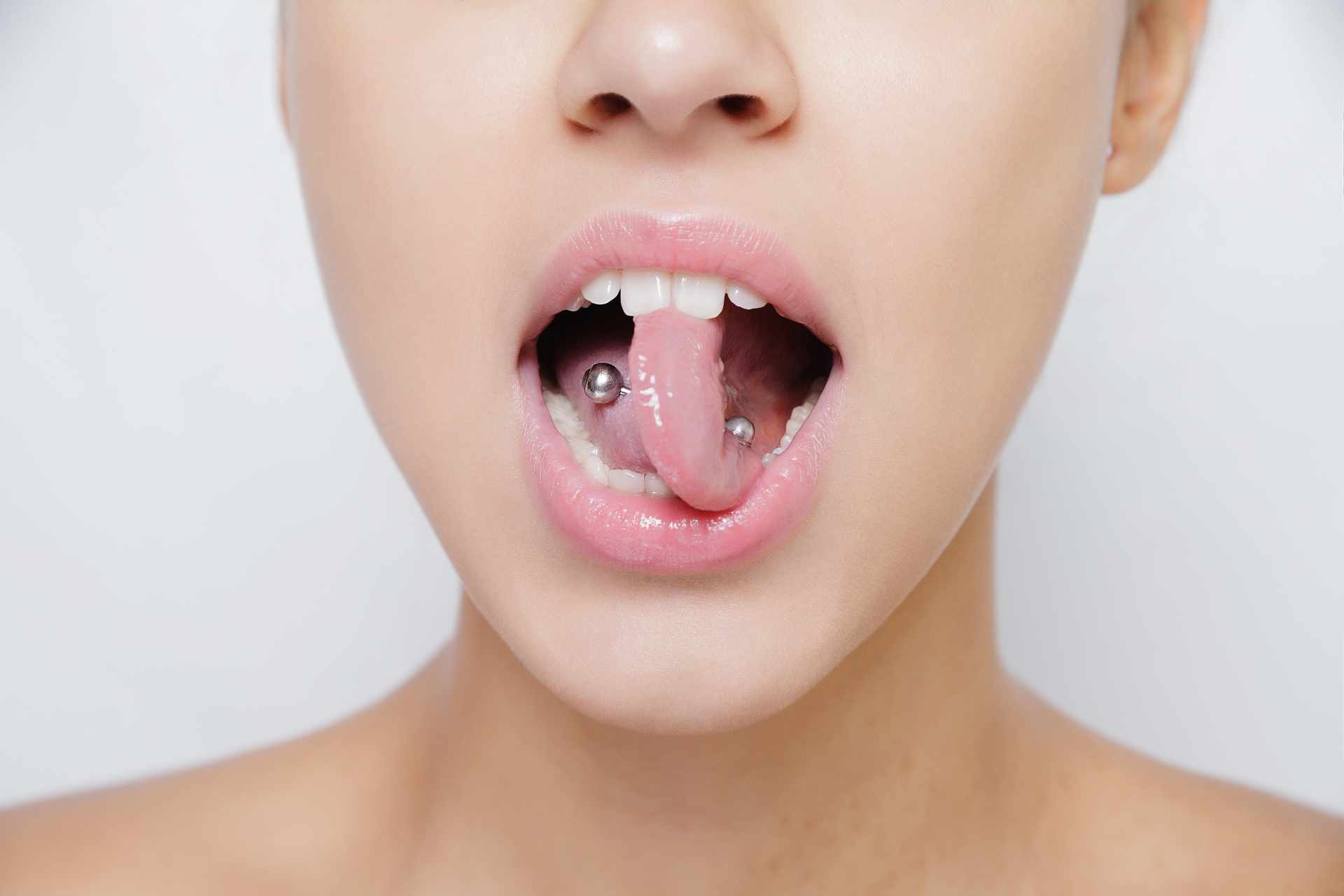 KAHUNA STUDIO - Piercings à Cannes